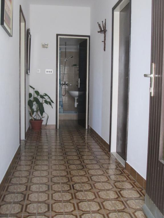 Apartmani Jordana Komiža Szoba fotó