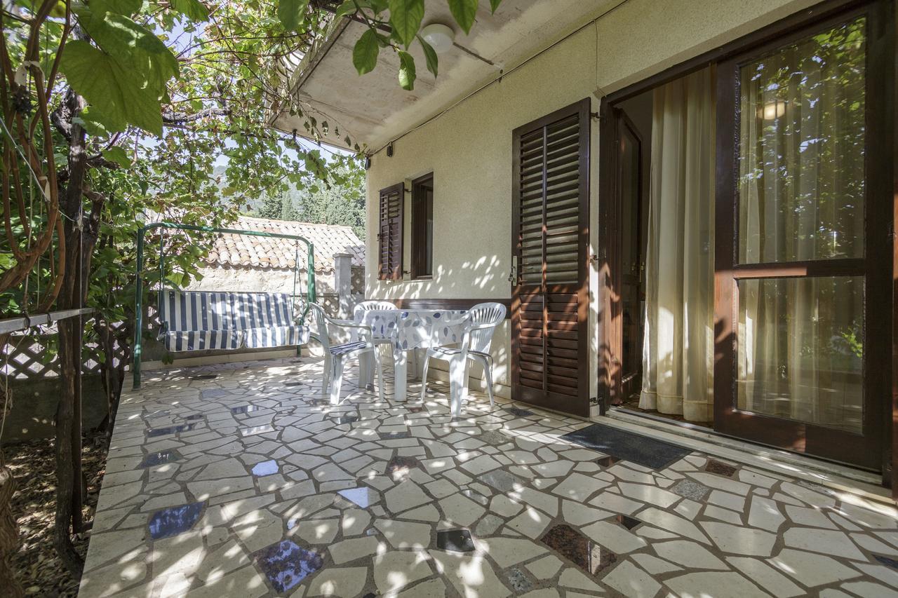 Apartmani Jordana Komiža Kültér fotó