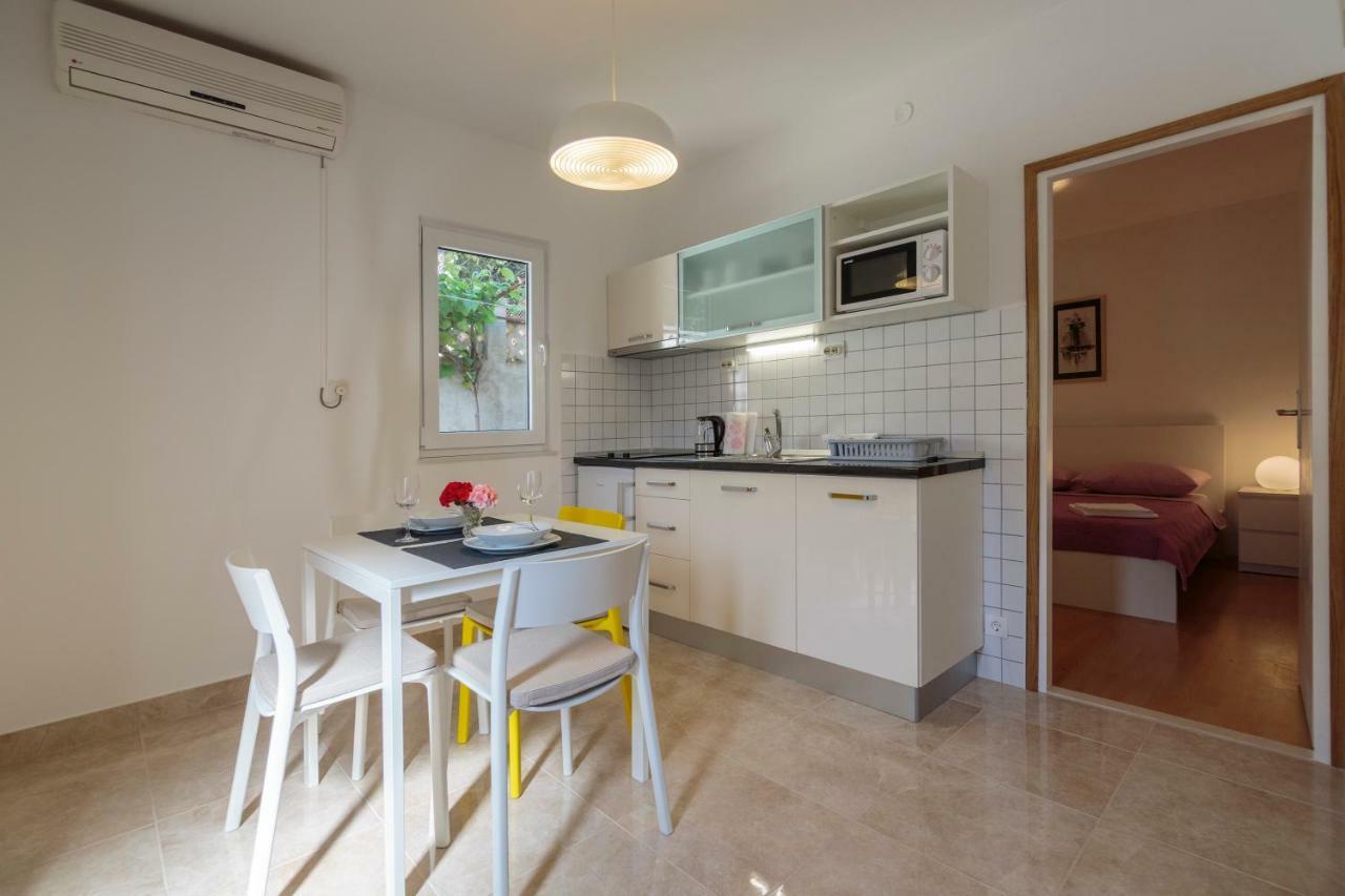 Apartmani Jordana Komiža Kültér fotó