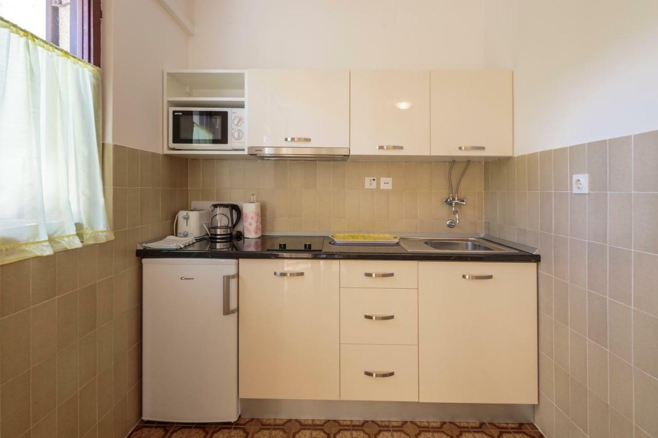 Apartmani Jordana Komiža Kültér fotó